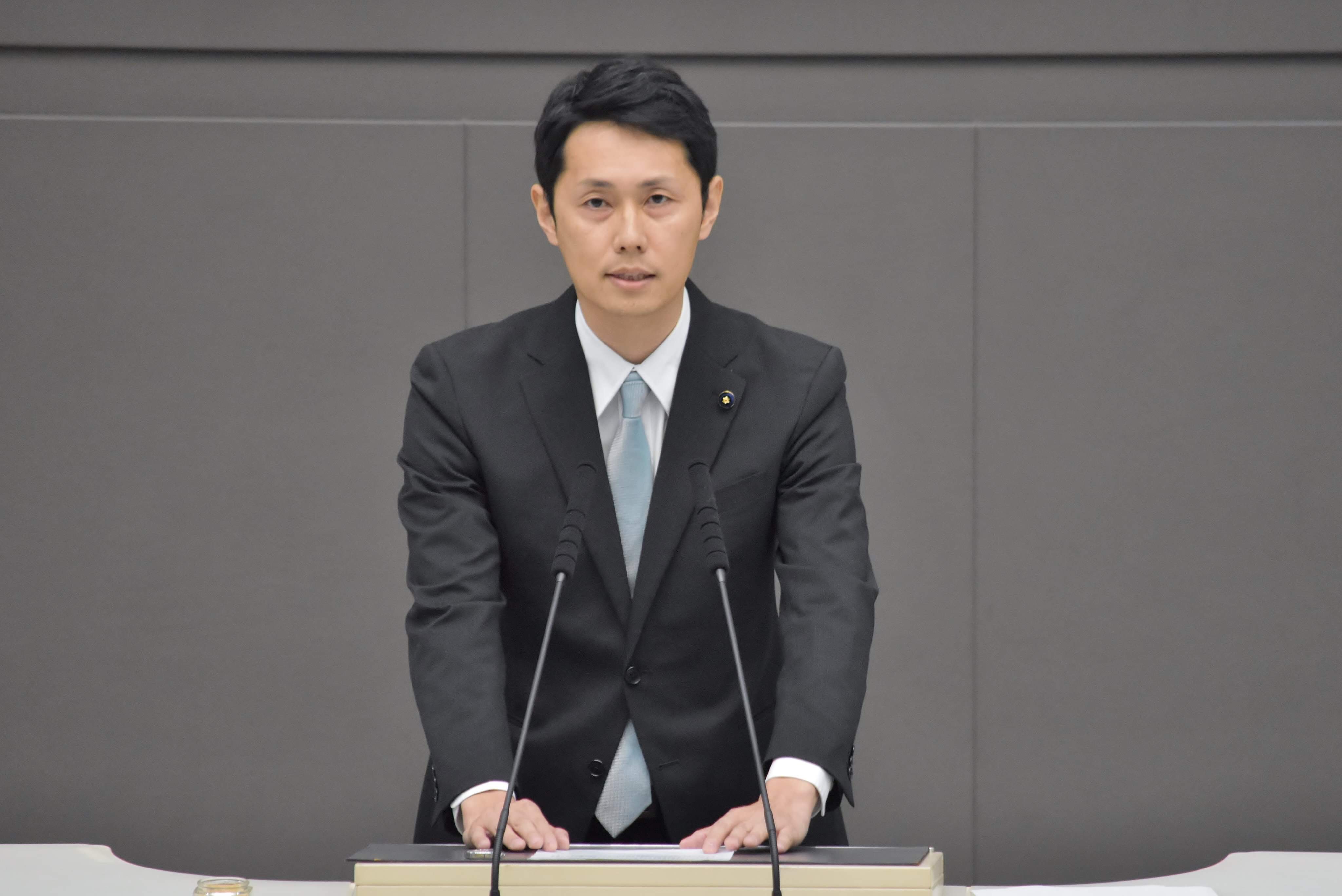 東京都議会議員として